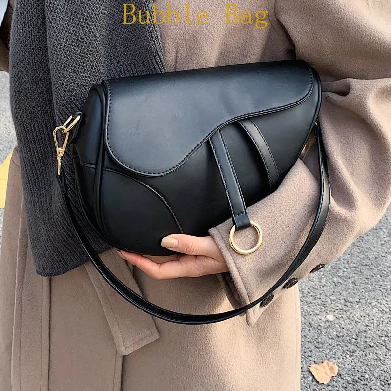 2023 New Women 's Bag Casual Saddle Bag