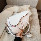 2023 New Women 's Bag Casual Saddle Bag